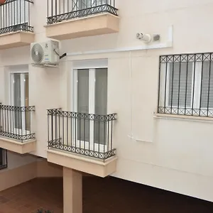 https://alojamiento-azahara.hotelsinnerja.org